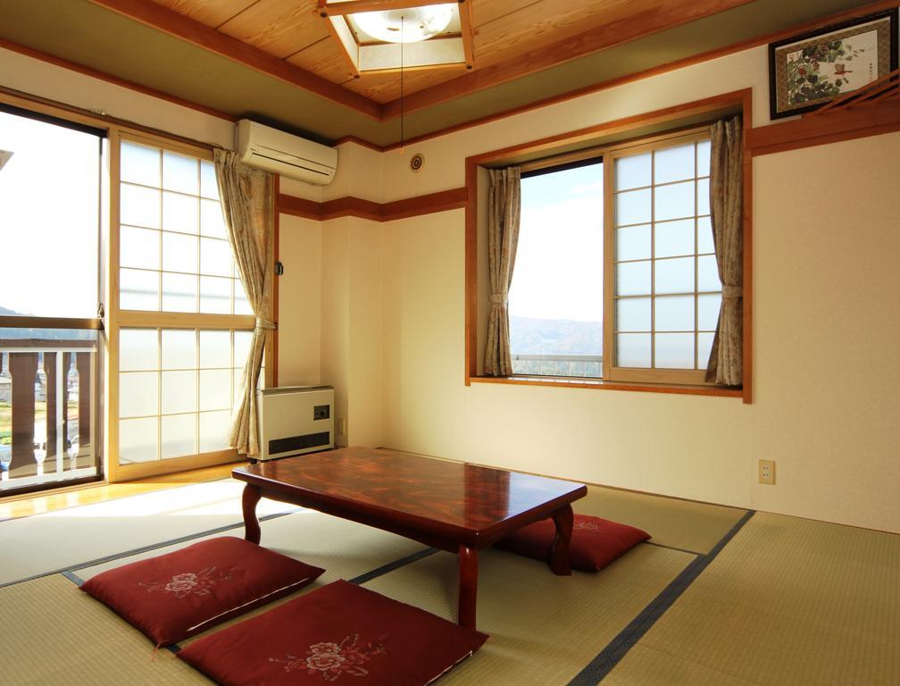 Villa Katashio โนซาวะออนเซ็น ภายนอก รูปภาพ