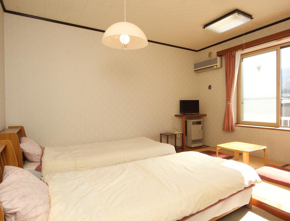 Villa Katashio โนซาวะออนเซ็น ภายนอก รูปภาพ
