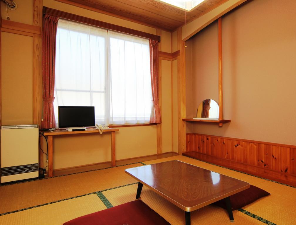 Villa Katashio โนซาวะออนเซ็น ภายนอก รูปภาพ