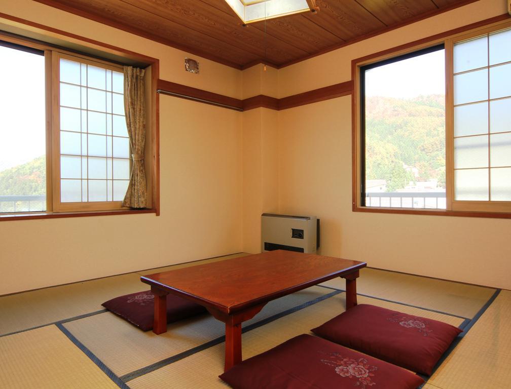 Villa Katashio โนซาวะออนเซ็น ภายนอก รูปภาพ