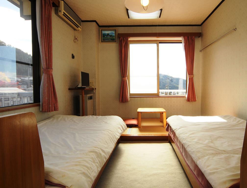 Villa Katashio โนซาวะออนเซ็น ภายนอก รูปภาพ