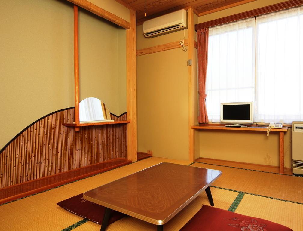 Villa Katashio โนซาวะออนเซ็น ภายนอก รูปภาพ