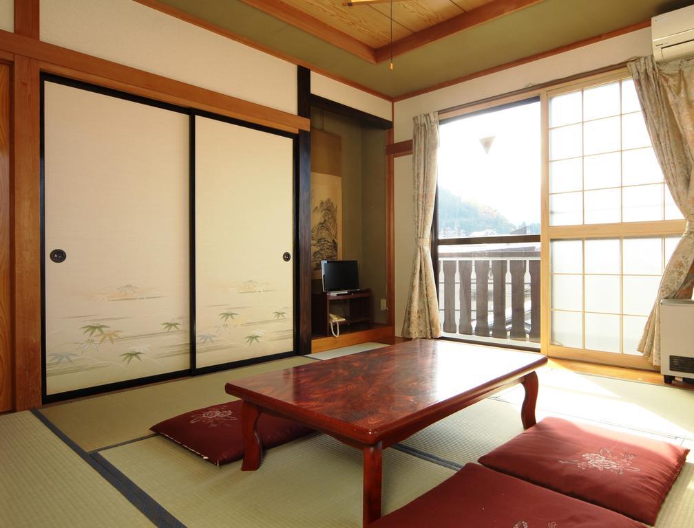 Villa Katashio โนซาวะออนเซ็น ภายนอก รูปภาพ